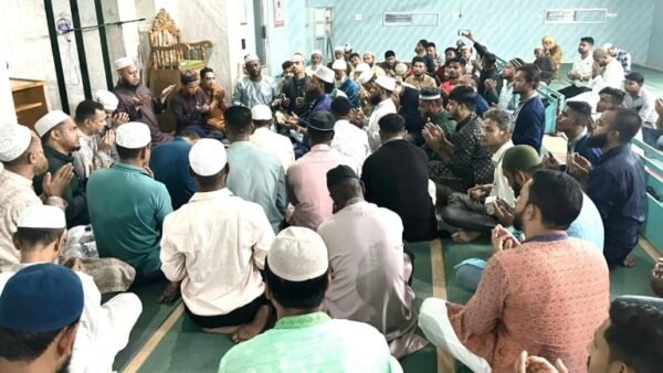 সিলেট মহানগর স্বেচ্ছাসেবক দলের উদ্যোগে মিলাদ ও দোয়া অনুষ্ঠিত