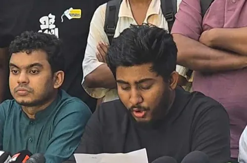 বৈষম্যবিরোধীদের ব্যানারে বিভিন্ন অপকর্ম হচ্ছে। কেন্দ্রীয় কমিটি ছাড়া সব কমিটির কার্যক্রম স্থগিত