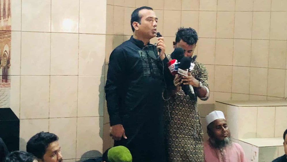 মসজিদকে ‘অপরাজনীতির কেন্দ্র’ হিসেবে ব্যবহার করছে একটি গোষ্ঠী;  রাকিব