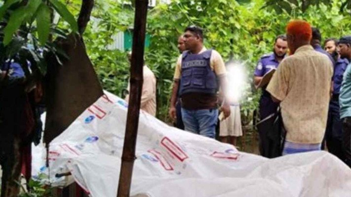 গুলি করে হত্যার পর স্ত্রীর মাথায় অস্ত্র ঠেকিয়ে মরদেহ ছিনিয়ে নেওয়ার অভিযোগ