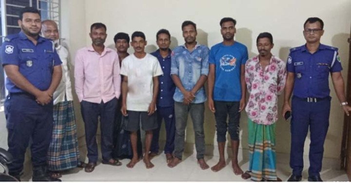 বড়লেখায় সাজাপ্রাপ্ত তিনজনসহ মোট নয়জন পরোয়ানাভুক্ত আসামিকে  গ্রেফতার করেছে পুলিশ