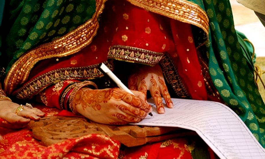 বাসর রাতে দলবদ্ধ ধ র্ষ ণে র শিকার নববধূ, স্বামীসহ  ৭ জন আটক