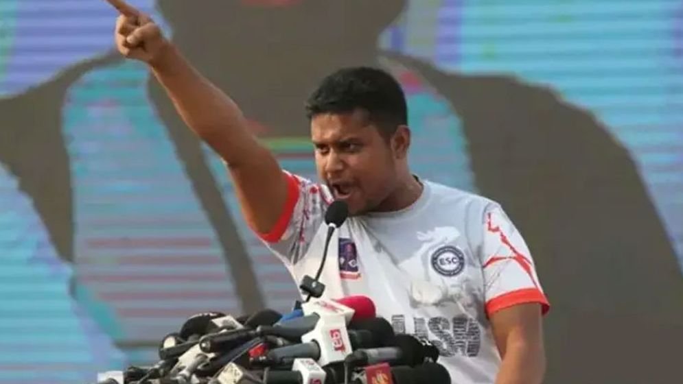 ভারতের প্রেসক্রিপশনে বিপ্লবীদের রক্তাক্ত করে আওয়ামী লীগ ফেরানোর  চেষ্টা: হাসনাত