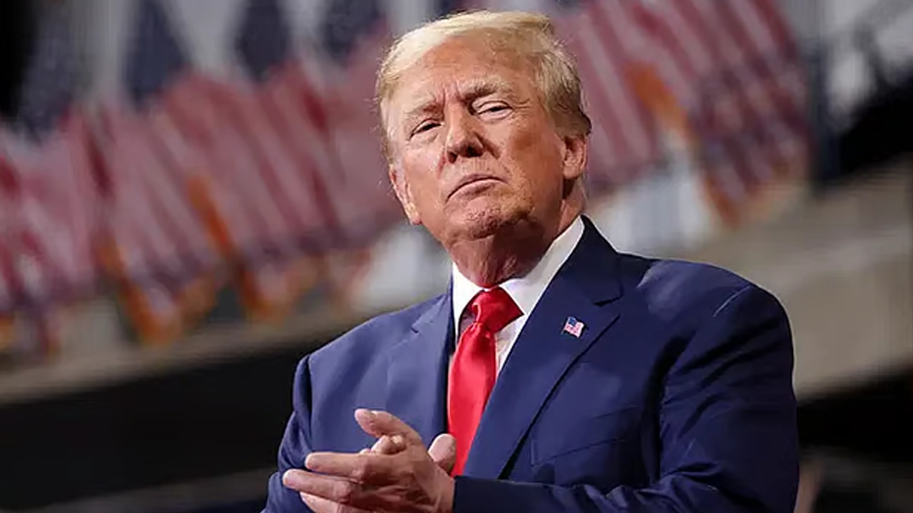 ট্রাম্পের বিশ্বজুড়ে জারিকৃত বেশিরভাগ শুল্ক অবৈধ: মার্কিন আদালতের ঘোষণা