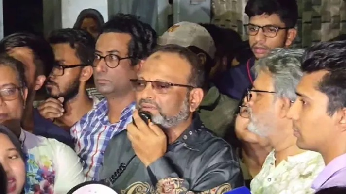 ঢাকা বিশ্ববিদ্যালয়ের (ঢাবি)হলে ছাত্ররাজনীতি নিষিদ্ধ থাকবে’: উপাচার্য