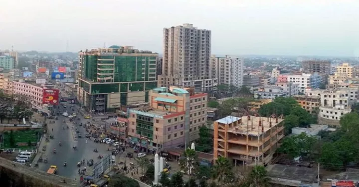 ঝুঁকিপূর্ণ ১৮টি ভবন: নোটিশ দিয়ে দায়সারা সিসিক