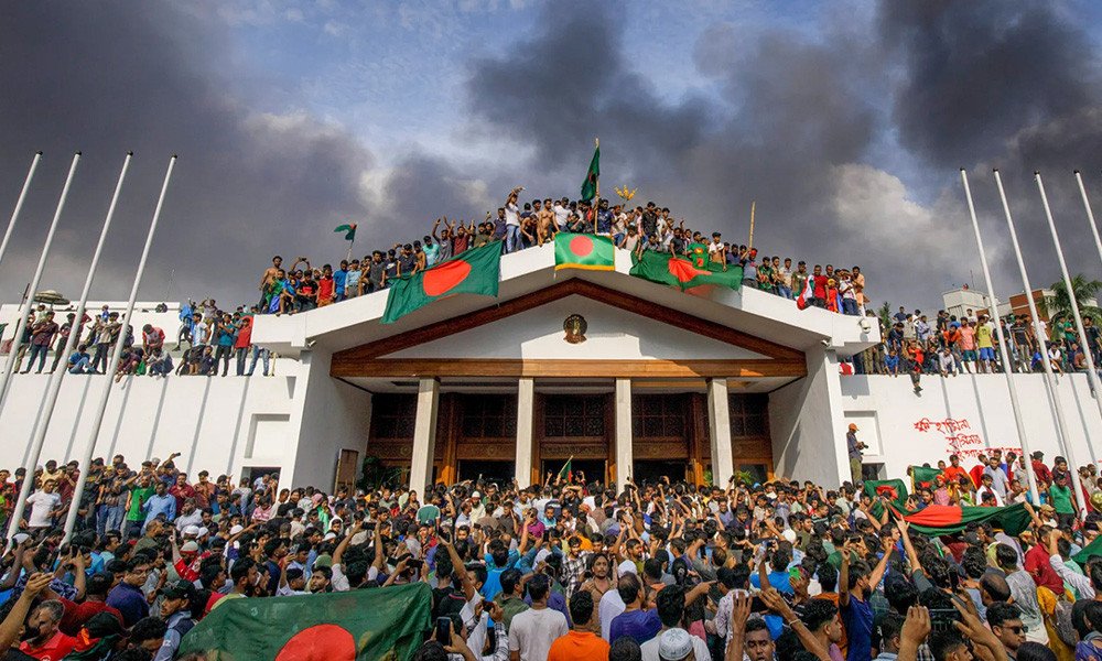 জুলাই জাতীয় সনদ-২০২৫ চূড়ান্ত করতে আবারও বিশেষজ্ঞদের সঙ্গে আলোচনায় জাতীয় ঐকমত্য কমিশন