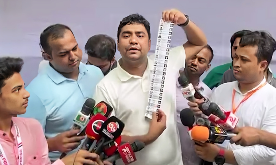 ডাকসু নির্বাচনে অনিয়মের অভিযোগ