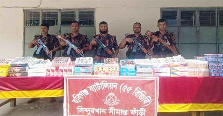 হবিগঞ্জ  সীমান্ত এলাকায় পৃথক অভিযানে কোটি টাকার ভারতীয় চোরাচালানি জব্দ