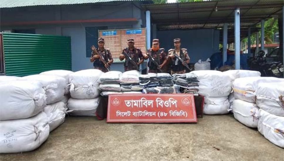 বিপুল পরিমাণ চোরাচালানী মালামাল জব্দ করেছে সিলেট ব্যাটালিয়ন (৪৮ বিজিবি)