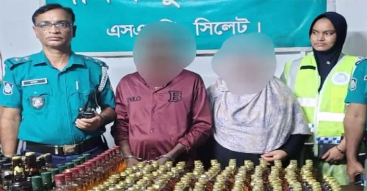 বিদেশি মদসহ স্বামী-স্ত্রীকে আটক করেছে থানাপুলিশ