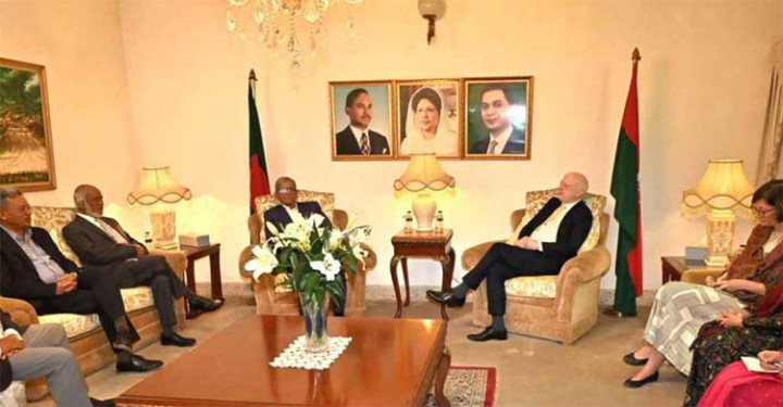 মির্জা ফখরুল ইসলাম আলমগীরের সঙ্গে বৈঠক করেছেন ঢাকায় নবনিযুক্ত জার্মান রাষ্ট্রদূত