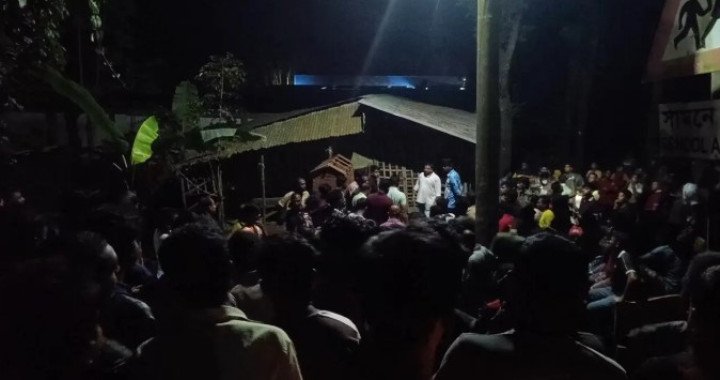 তালাবদ্ধ দোকান থেকে স্ত্রীর মরদেহ উদ্ধার,  স্বামী পলাতক